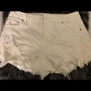 White lace shorts